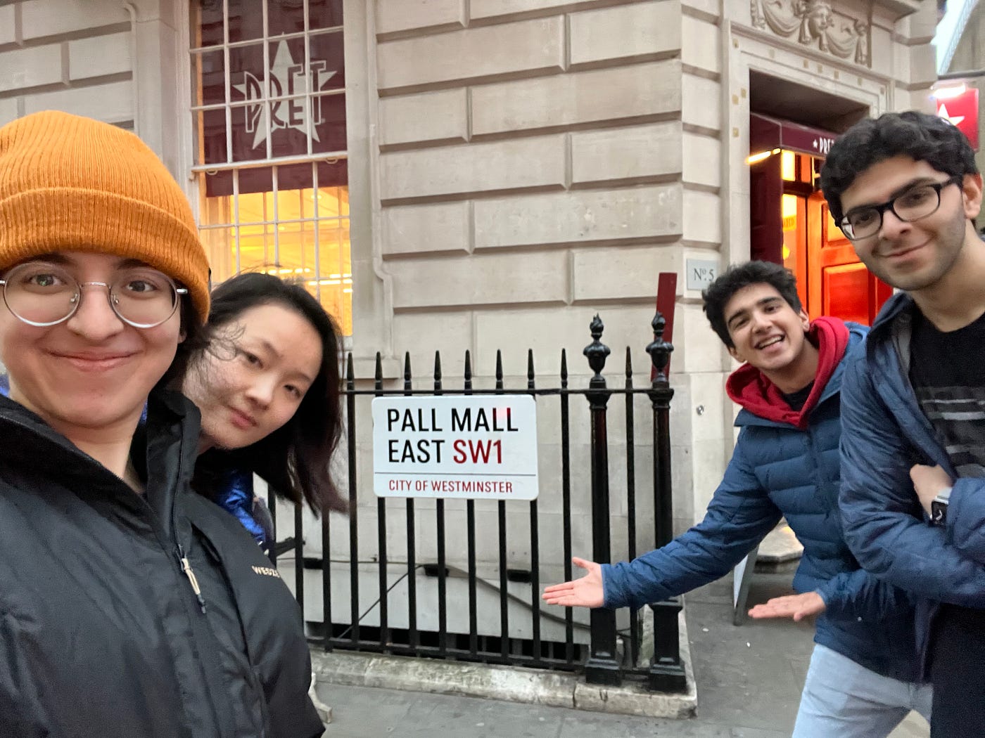 We couldn’t find a sign that said just ‘Pall Mall’, so this one had to do.