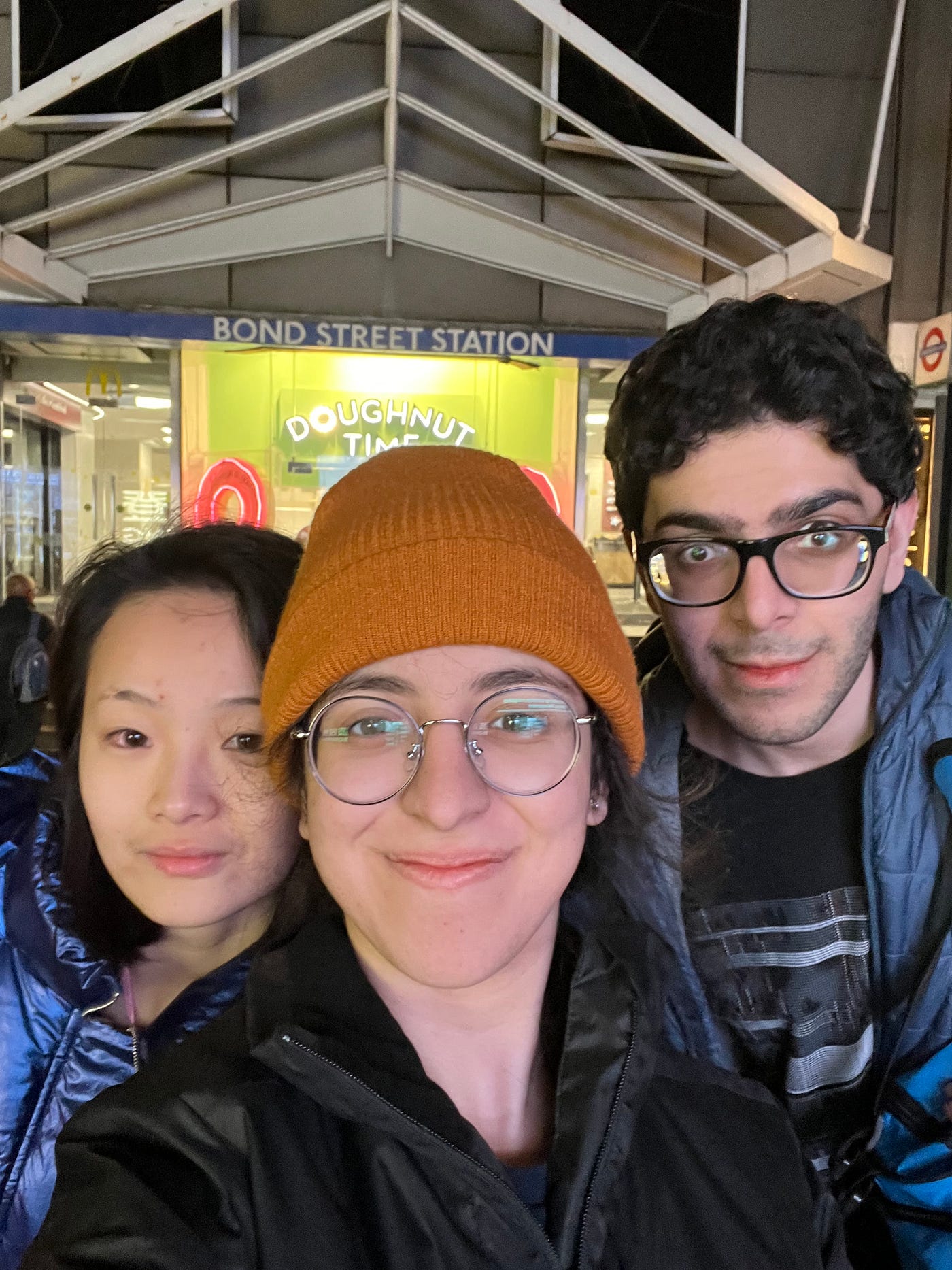 📍Bond Street: better sign